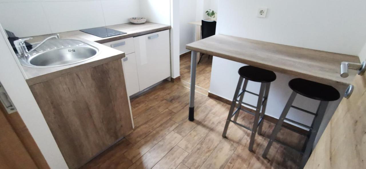 Apartments Domovoj Медводе Екстериор снимка